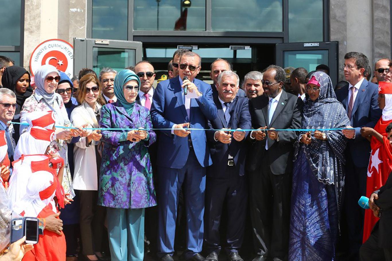 Cumhurbaşkanı Erdoğan, Mogadişu Büyükelçiliği’ni açtı